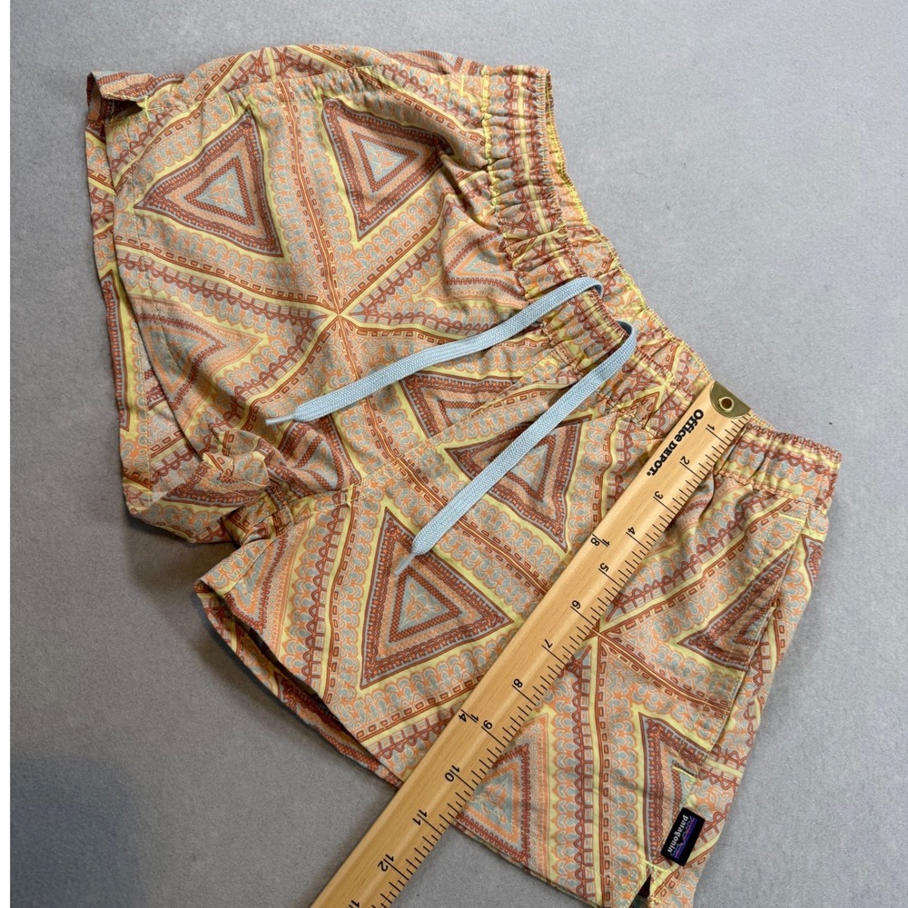 Patagonia Baggies Shorts Womens Small Orange Yellow Geometric Triangle Print 2.5